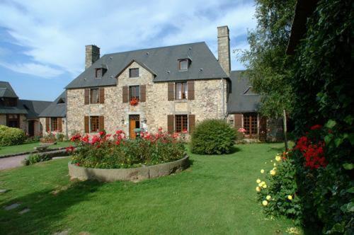 Logis Hotel Restaurant Manoir De L'Acherie Sainte-Cécile المظهر الخارجي الصورة